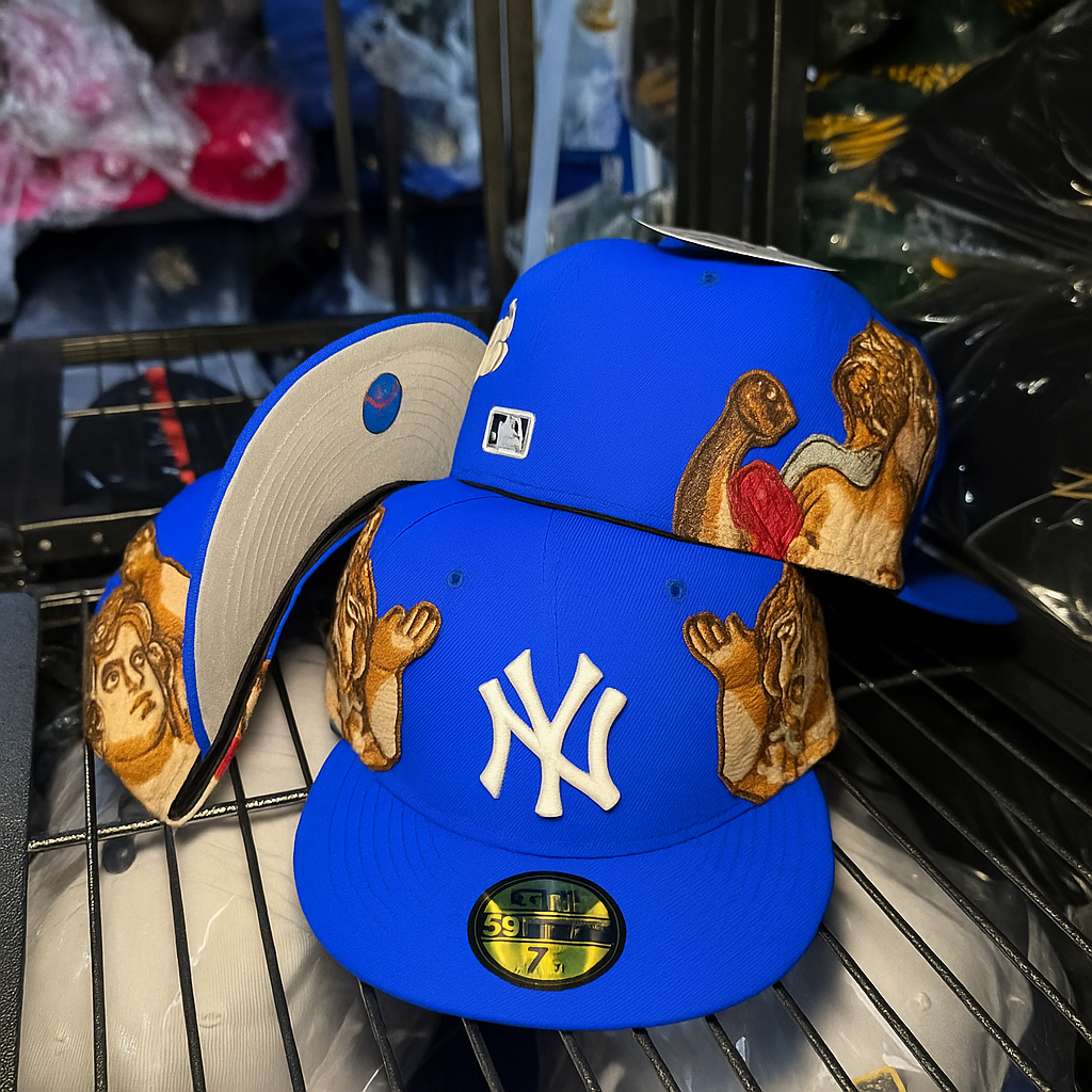 כובע מלאכים כחול – Angelic Art Edition