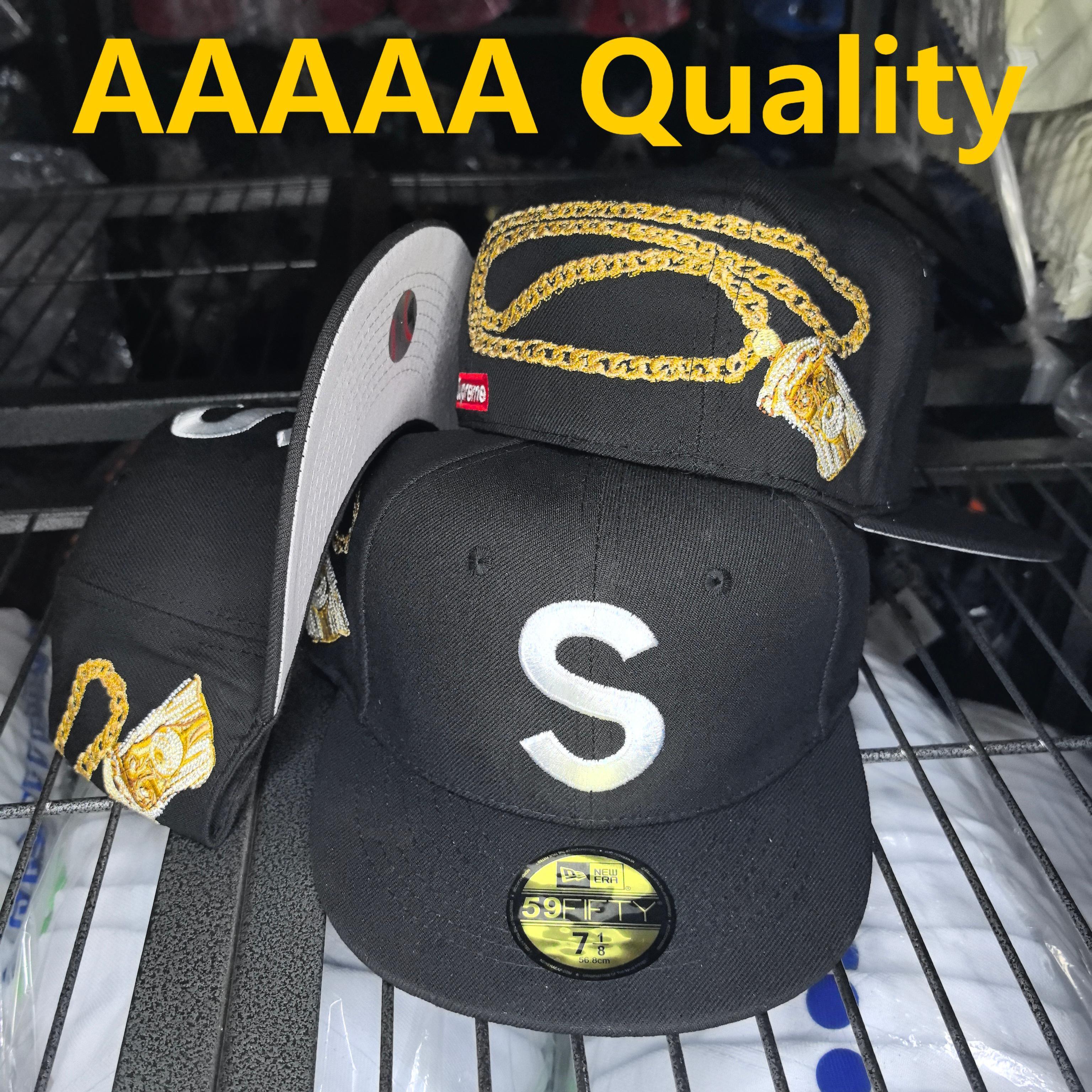 כובע Supreme שחור גולד