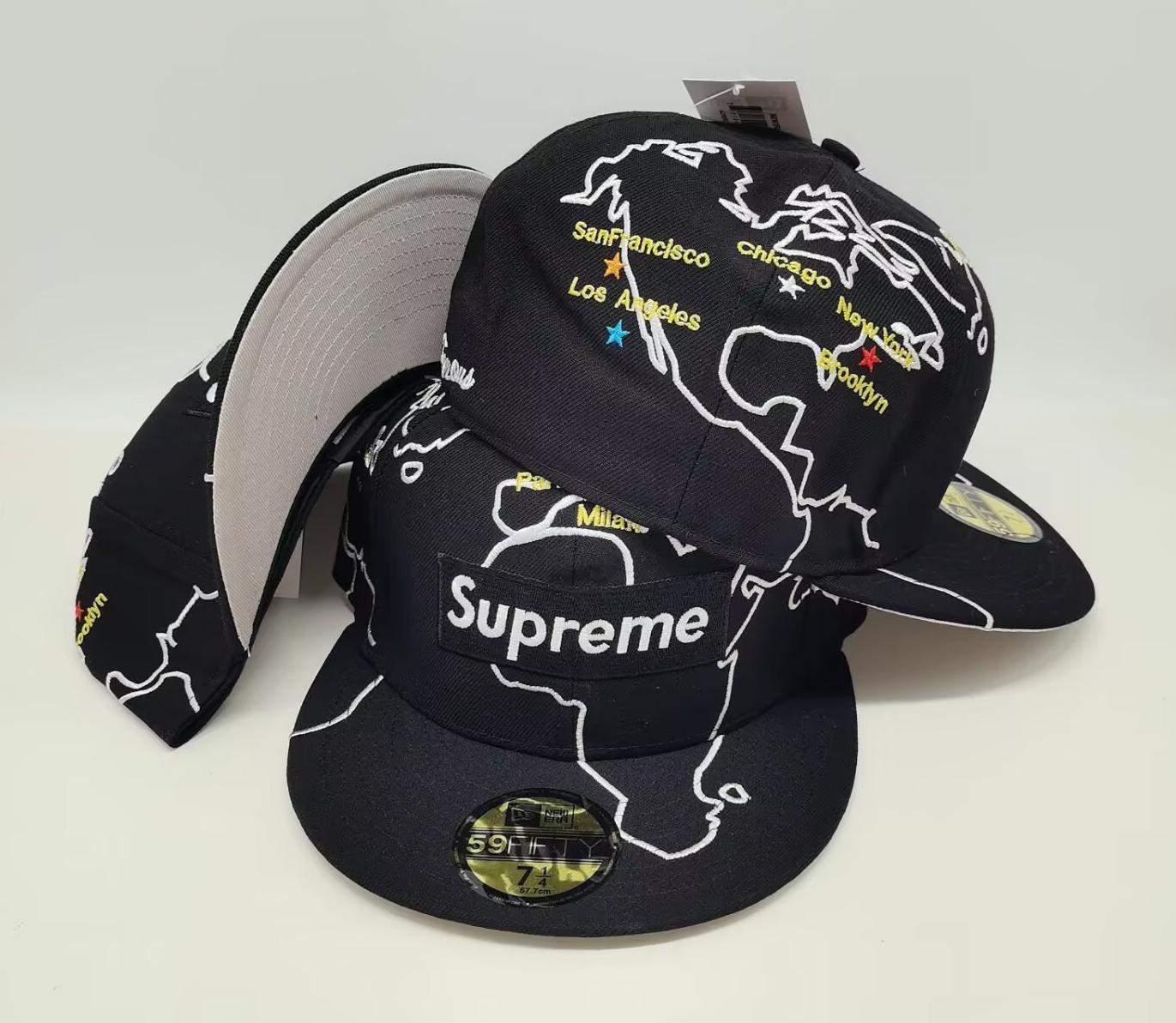 כובע Supreme World Map