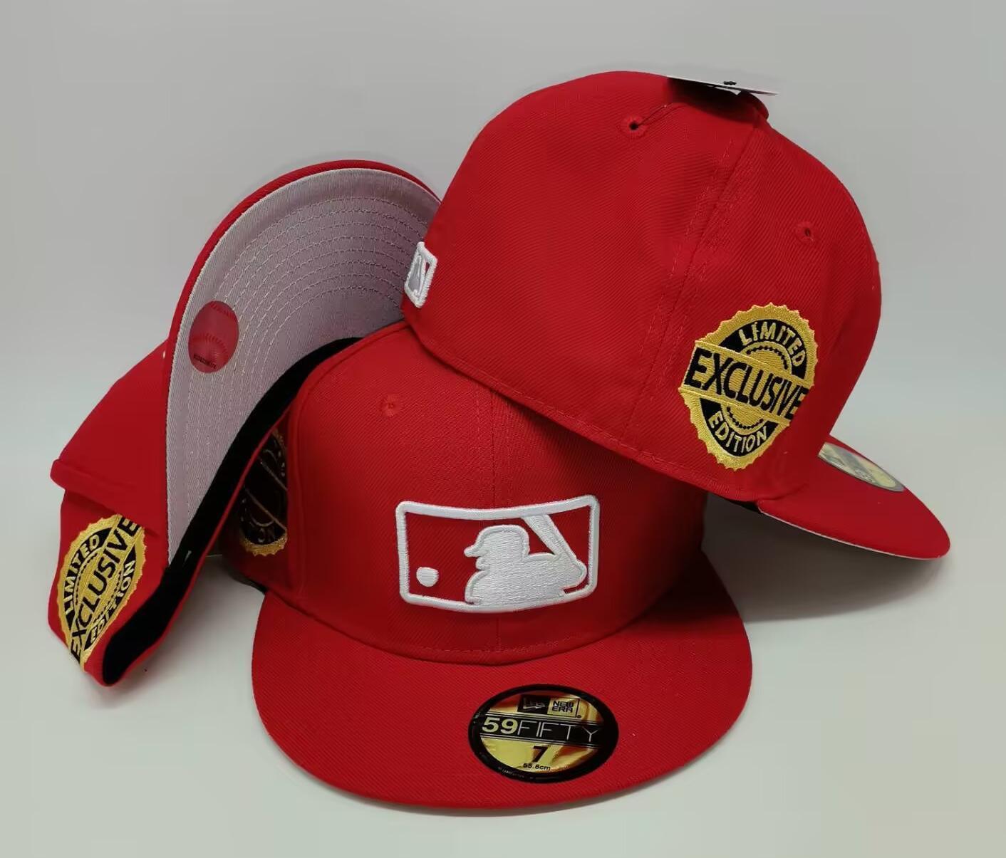 MLB × Exclusive Red Edition – כובע פרימיום 59FIFTY רקמה לבנה
